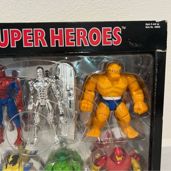 Vintage Marvel's Greatest Heroes Collector's Signature Edition NIB Figures Set - Picture 5 of 16